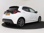 Toyota Yaris 1.5 Hybrid 130 Executive Demo, Auto's, Automaat, 450 kg, Met garantie (alle), Wit