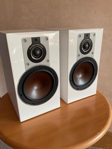 Dali Opticon 2 MK1 luidsprekers set (wit) speakers z.g.a.n. beschikbaar voor biedingen