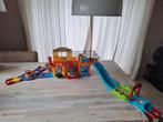 V-tech speelgoed. Een werkplaats met 2 autootjes., Kinderen en Baby's, Speelgoed | Vtech, Ophalen of Verzenden, Zo goed als nieuw