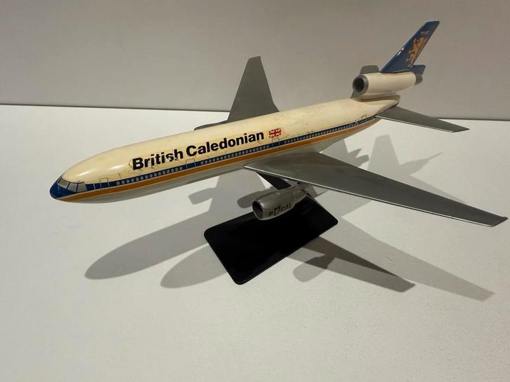 Schaalmodellen Vliegtuigen - Air Holland, British Caledonian, Verzamelen, Luchtvaart en Vliegtuigspotten, Zo goed als nieuw, Schaalmodel