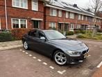 BMW 3-Serie 2.0I f30 2012 Grijs, Auto's, BMW, Achterwielaandrijving, 74 €/maand, 4 cilinders, Particulier