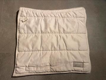 Wit wedstrijd zadeldek dresuur beschikbaar voor biedingen