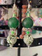 Groene lange hangers, Sieraden, Tassen en Uiterlijk, Oorbellen, Hangers, Nieuw, Ophalen of Verzenden, Glas