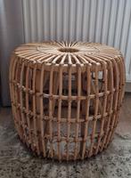 Rotan poef voetenbankje bijzettafeltje, Huis en Inrichting, Banken | Voetenbanken en Poefen, Ophalen, Minder dan 50 cm, Gebruikt