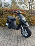 ⭐️Piaggio typhoon 50cc 2t 2001 Brom 17422 Km glans zwart⭐️, Fietsen en Brommers, Scooters | Piaggio, Ophalen, Zo goed als nieuw