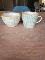 Bloomingville; kom en beker groen, geel en gebroken wit, Huis en Inrichting, Keuken | Servies, Gebruikt, Keramiek, Ophalen of Verzenden