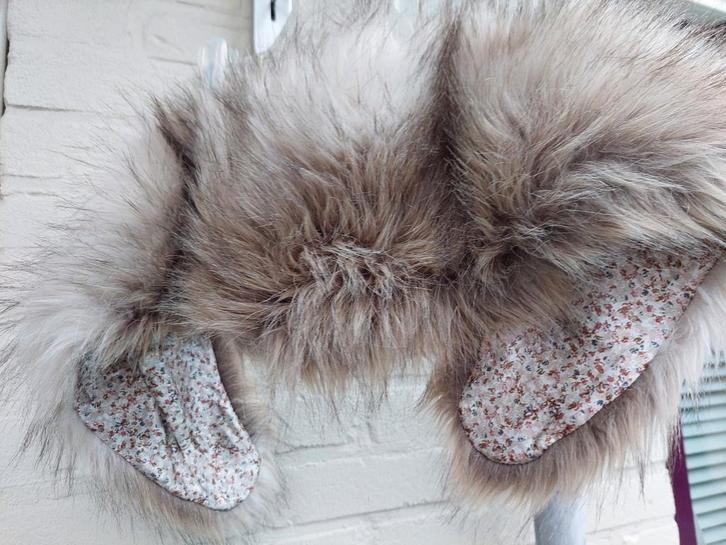 Prachtige rondgesneden bont sjaal kraag met clip, z.g.a.n., Kleding | Dames, Mutsen, Sjaals en Handschoenen, Zo goed als nieuw
