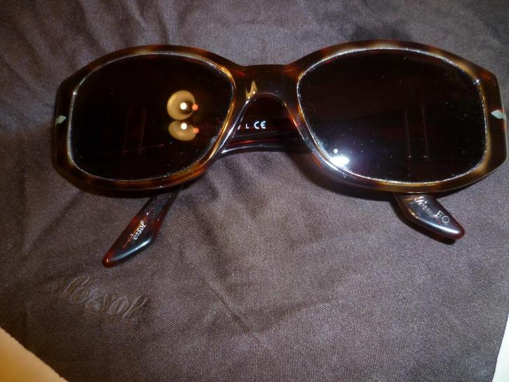 Persol zonnebril, Sieraden, Tassen en Uiterlijk, Zonnebrillen en Brillen | Dames, Gebruikt, Overige merken, Bruin, Ophalen of Verzenden