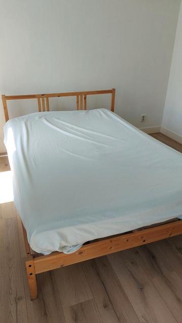 Goed Ikea bed (incl lattenbodem en matras) beschikbaar voor biedingen