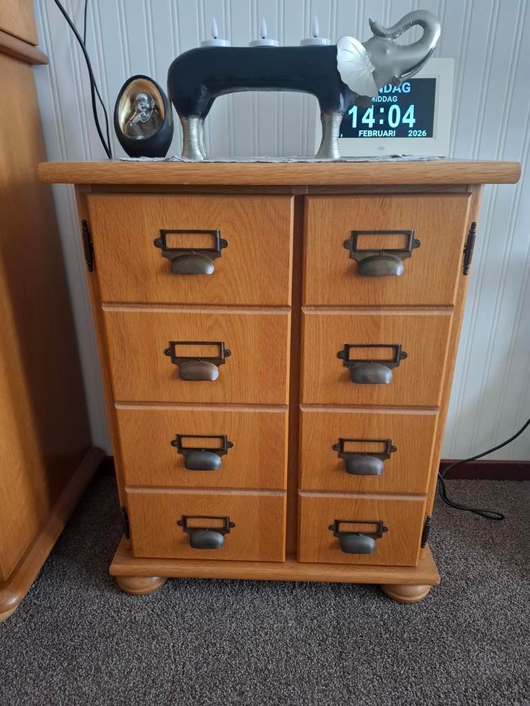 Diverse meubeltjes te koop, Ophalen, Kunststof, 50 tot 100 cm, 25 tot 50 cm