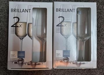 Mooie CHAMPAGNE GLAZEN (leuk voor de feestdagen) beschikbaar voor biedingen