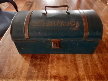 Vintage blik voor ontbijtkoek  beschikbaar voor biedingen