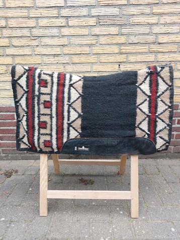 Zadel pad Classic Equine (rood-creme-zwart) - western beschikbaar voor biedingen