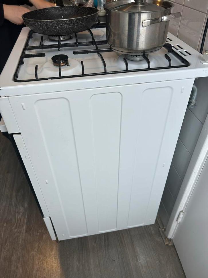 Gasfornuis Tekoop! vanaf eind februari, Witgoed en Apparatuur, Fornuizen, Gebruikt, Vrijstaand, Gas, 4 kookzones, 90 tot 95 cm