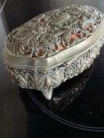 Antiek Sieradendoosje met Ornamenten, Ophalen