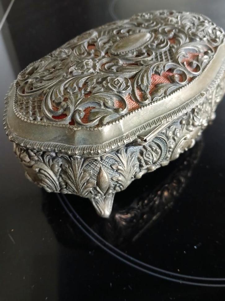 Antiek Sieradendoosje met Ornamenten, Antiek en Kunst, Antiek | Woonaccessoires, Ophalen