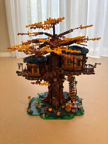Lego Boomhut met extra bladeren! beschikbaar voor biedingen