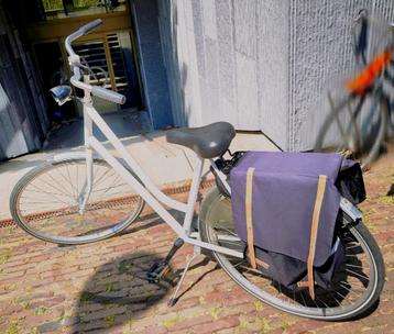 Fiets beschikbaar voor biedingen