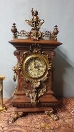 Gezocht aparte klokken,reiswekkers en inboedels antiek, Ophalen