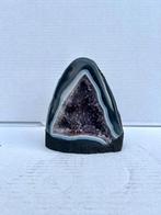 Amethist geode - 1.40kg, Verzamelen, Mineralen en Fossielen, Ophalen of Verzenden, Mineraal