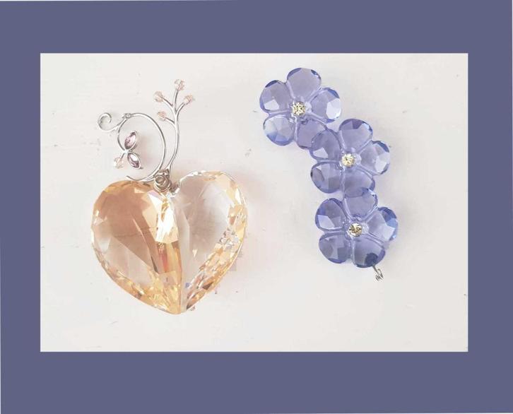 Swarovski Raamornamenten Arctic Flower en hart met doos, Verzamelen, Swarovski, Zo goed als nieuw, Figuurtje, Ophalen of Verzenden