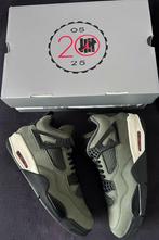 Jordan 4 Retro OG SP Undefeated (2025) maat 44.5, Overige kleuren, Nieuw, Ophalen of Verzenden, Sneakers of Gympen
