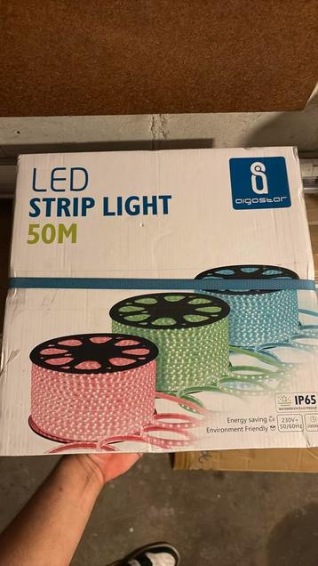 Led Strip light 50M beschikbaar voor biedingen
