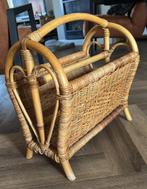 Rotan vintage lectuur bak, Ophalen, Gebruikt