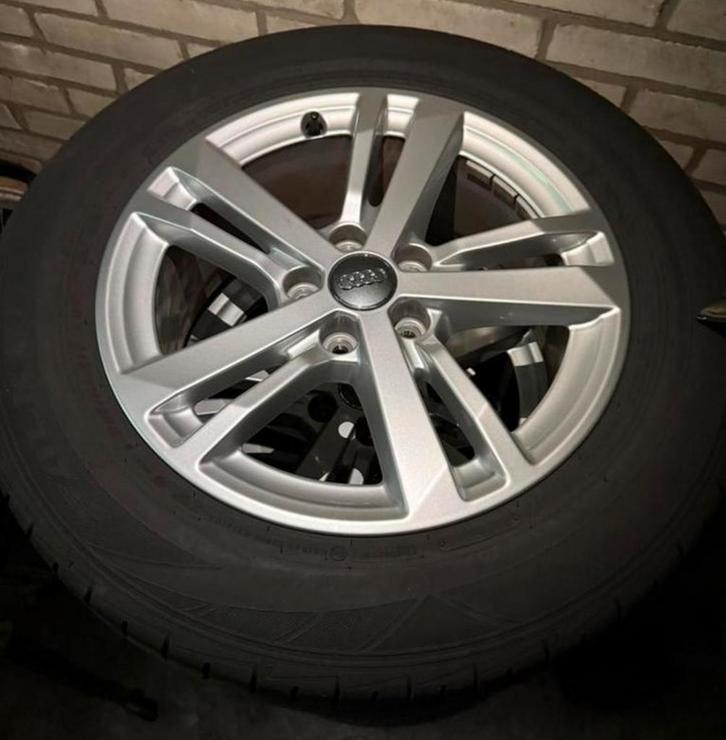 VW Audi velgen banden afkomstig uit audi Q3 215 65 17, Auto-onderdelen, Overige Auto-onderdelen, Ophalen