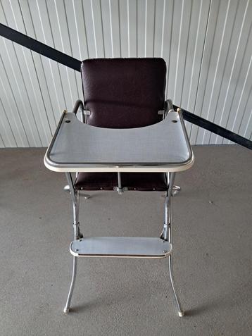 vintage kinderstoel jaren 50/60 beschikbaar voor biedingen
