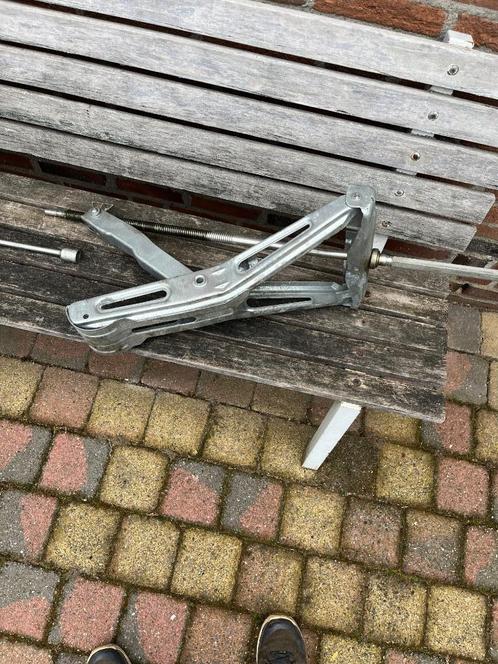Alko hoeksteun 4x caravansteun uitdraai steun, Caravans en Kamperen, Caravan accessoires, Zo goed als nieuw, Ophalen