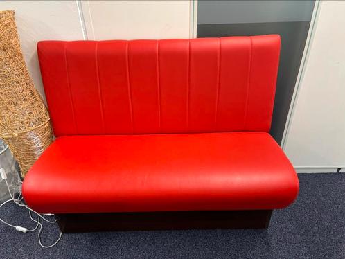 Gratis Rotterdam, 2x coupé, horeca, American bank 2x rood, Huis en Inrichting, Banken | Bankstellen, Gebruikt, Rechte bank, Tweepersoons