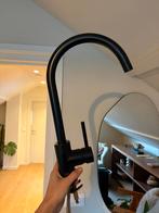 Zwarte Aqua Vive kraan met aansluitslangen, Minder dan 50 cm, Gebruikt, Zwart, Ophalen of Verzenden