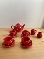 Rood theeservies met witte stippen, Ophalen of Verzenden, Zo goed als nieuw, Overige typen