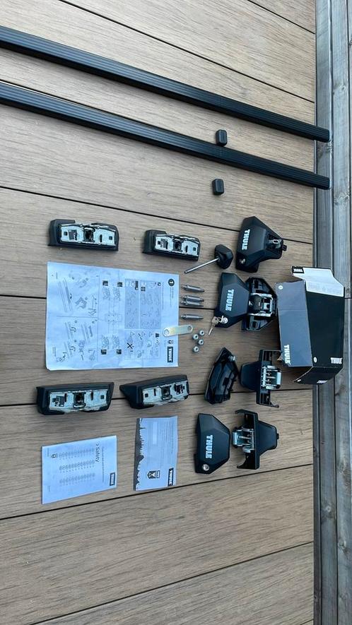 Thule EVO squarebar kit voor Peugeot 5008 MPV, Auto diversen, Dakdragers, Zo goed als nieuw, Ophalen of Verzenden