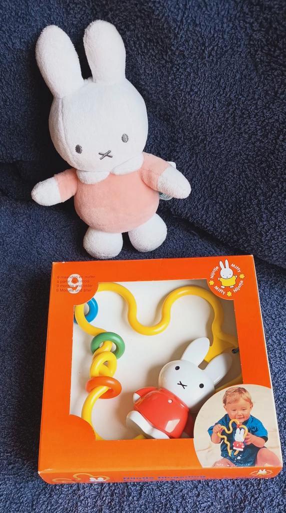 Nijntje Ringeding 9 mnd+ en Nijntje met rammeltje erin., Kinderen en Baby's, Speelgoed | Babyspeelgoed, Nieuw, Overige typen, Ophalen of Verzenden