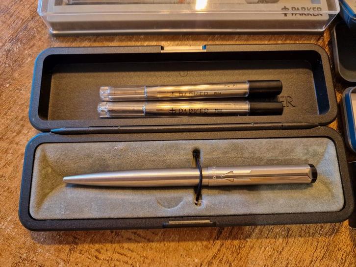 Parkerpen verzameling,  parker, sheaffer,ballograf,rotring., Verzamelen, Pennenverzamelingen, Zo goed als nieuw, Parker, Ophalen of Verzenden