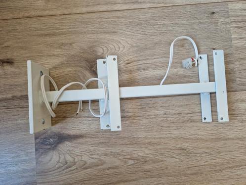 Wandsteun of beugel voor dochterklokken (flipklokken), Doe-het-zelf en Verbouw, Hang- en Sluitwerk, Zo goed als nieuw, Ophalen of Verzenden