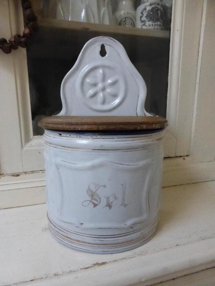 Oude emaillen zoutvat / zout pot wit met gouden bies, Antiek en Kunst, Antiek | Emaille, Ophalen of Verzenden