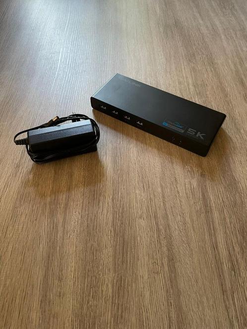Wavlink USB-C Ultra 5K Universal Docking Station, Computers en Software, Dockingstations, Zo goed als nieuw, USB-hub, Laptop, Ophalen of Verzenden