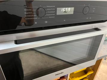 Miele combimagnetron in super mooie conditie! beschikbaar voor biedingen