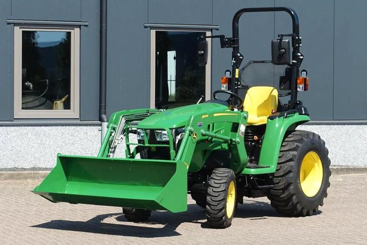 John Deere 3038E 4wd HST / 0005 Draaiuren / Voorlader, Zakelijke goederen, Agrarisch | Tractoren, John Deere, Gebruikt