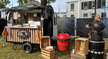 BBQ Catering met foodtruck en/of XL Oklahoma Smoker! beschikbaar voor biedingen