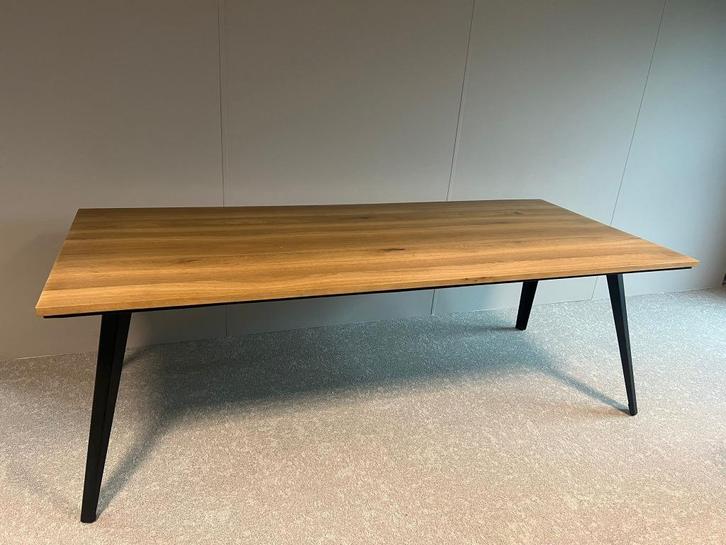 Henders en Hazel eettafel City eiken 230 cm €499,-!, Huis en Inrichting, Lampen | Vloerlampen, 200 cm of meer, Ophalen of Verzenden