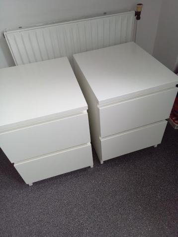 2 witte IKEA MALM ladenkastjes - afbeelding 1