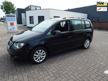 Volkswagen Touran 1.4 TSI C. Line 7 PERSOONS ! beschikbaar voor biedingen