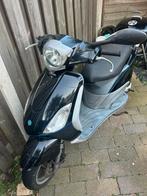 Piaggo Fly (opknapper), Fietsen en Brommers, Scooters | Piaggio, Ophalen of Verzenden, Zo goed als nieuw, Fly