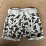 Dino korte broek - mt 74, Ophalen of Verzenden, Zo goed als nieuw, Jongetje, Broekje