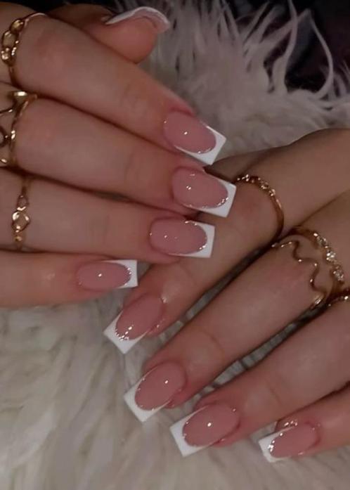Modelle Gesucht NAIL ART NIVEL3 VOOR  examen Dinsdag Juni 20, Vacatures, Vacatures | Modellen, Overige vormen, Overige uren