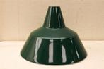 Vintage Groene emaille lampenkap 45235, Huis en Inrichting, Lampen | Lampenkappen, Ophalen of Verzenden, Gebruikt, Rond, 25 tot 50 cm